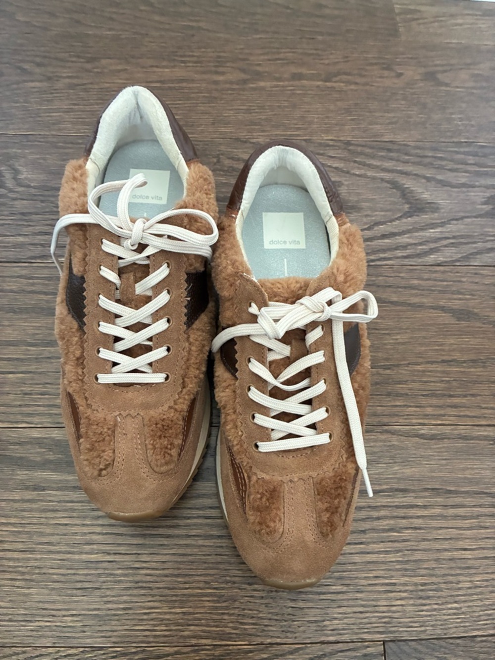 Dolce Vita Plush Jogger - Picture 11 of 12